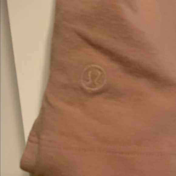 lululemon athletica Brown Short Sleeve Tee
Size 6, Good Condition - Picture 3 of 4